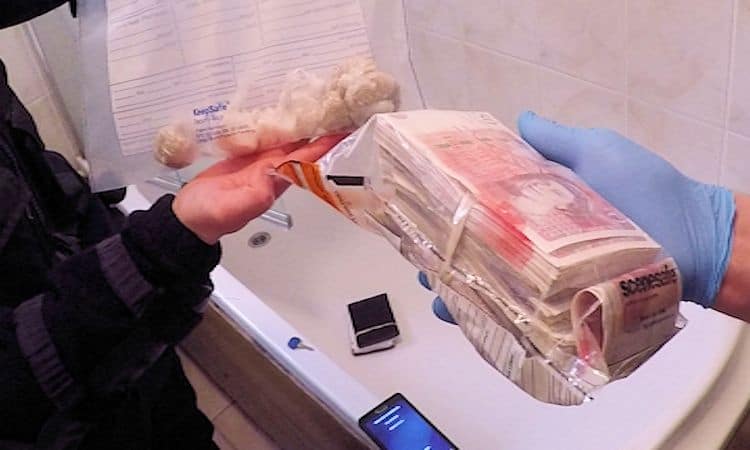 Police shot of drugs and cash
