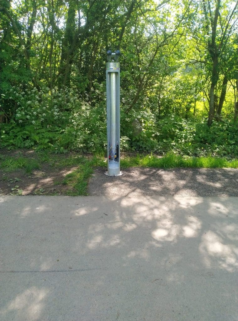 Bike repair station