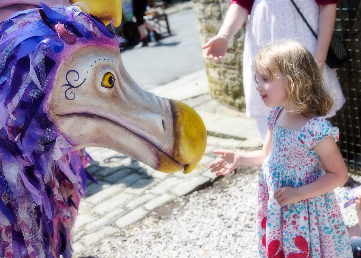 Street Theatre FREE entertainment comes to Heathfield this Saturday 26 April